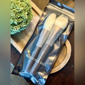 ✨ Brand New ✨ BEAUTY FOR REAL Perfect Precision Complexion Brushes